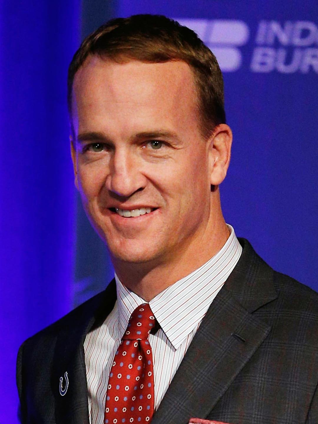 How tall is Peyton Manning?